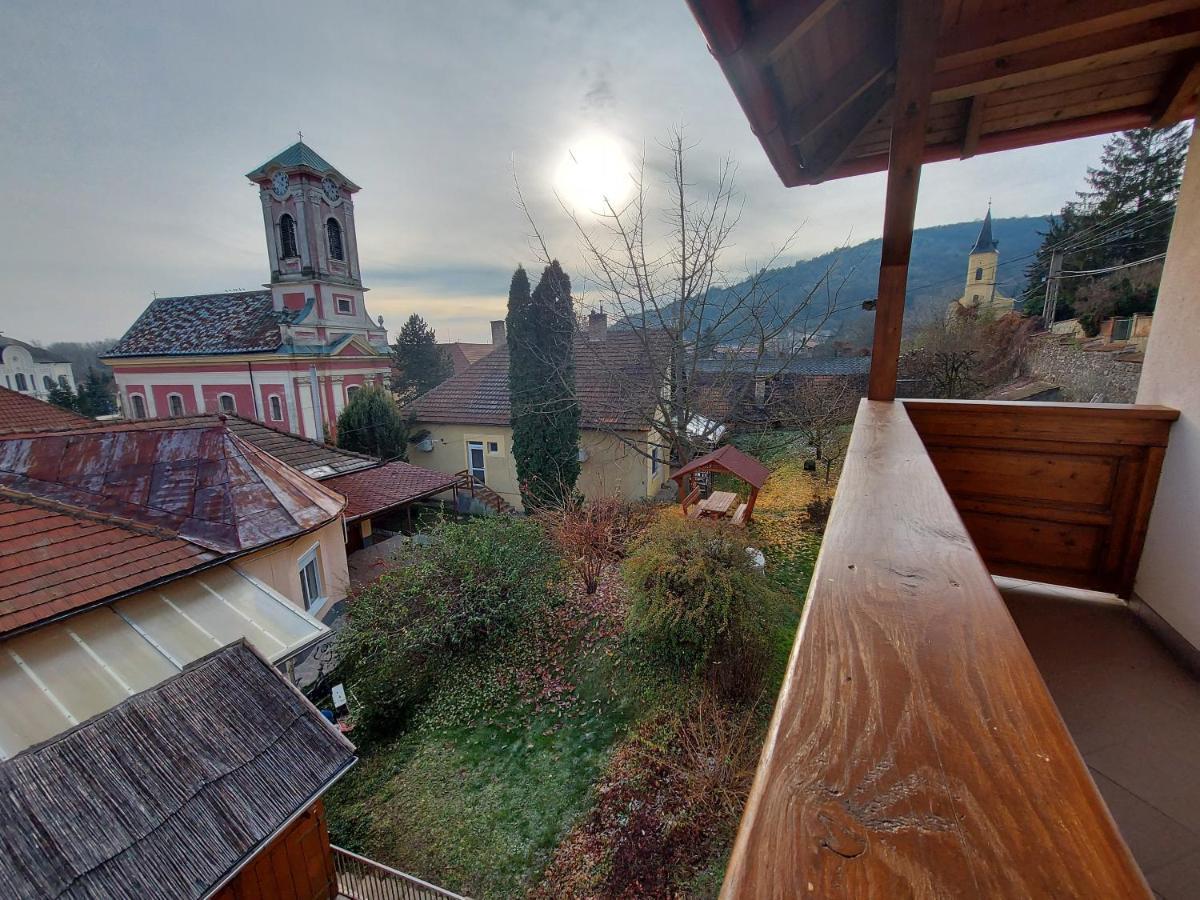 Böne Vendégház és Borozó Tokaj Exterior foto